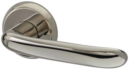 YTTERDÖRRHANDTAG A6696 Z MILLE RS FÖRNICKLAT PP